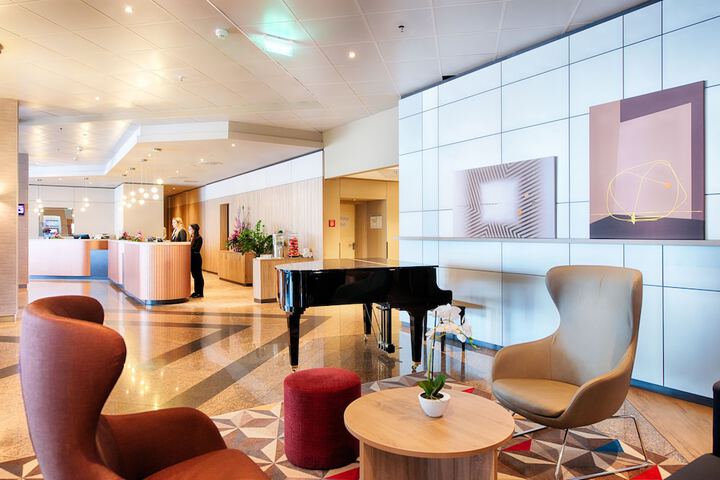 Hotel Lobby