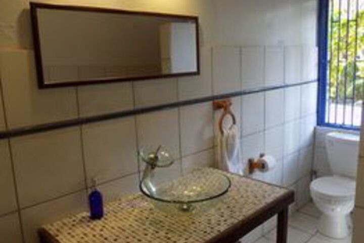 Room 11 of 109