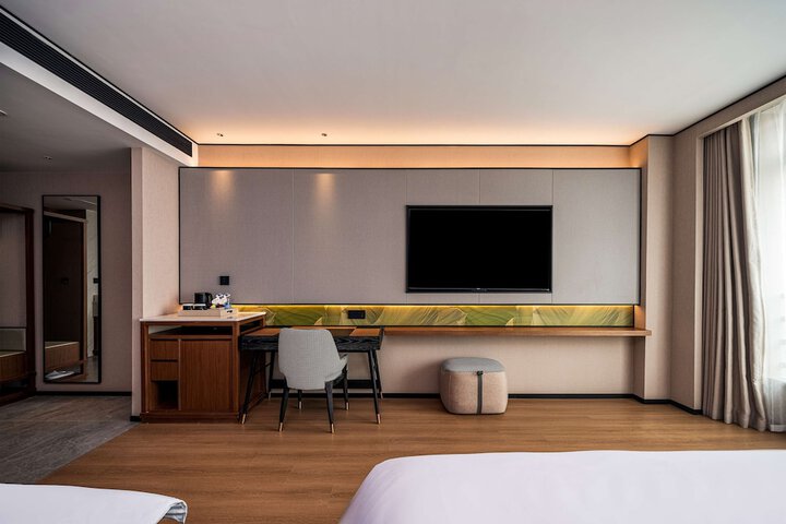Room 17 of 88