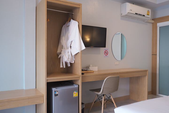 Room 7 of 20