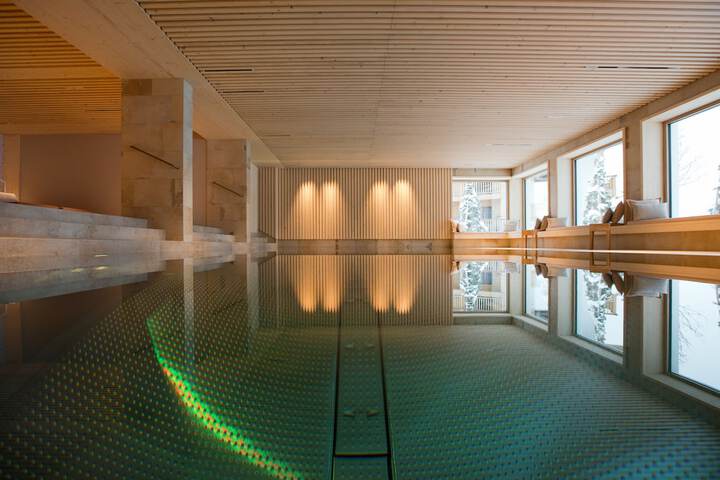 Pool 44 of 128