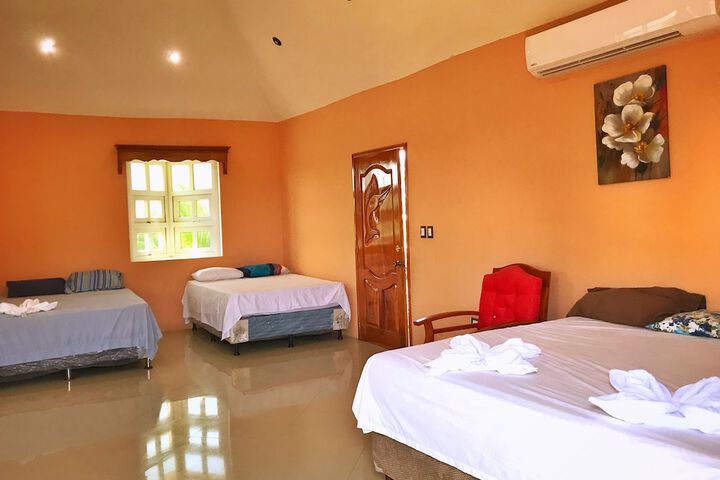 Room 4 of 29
