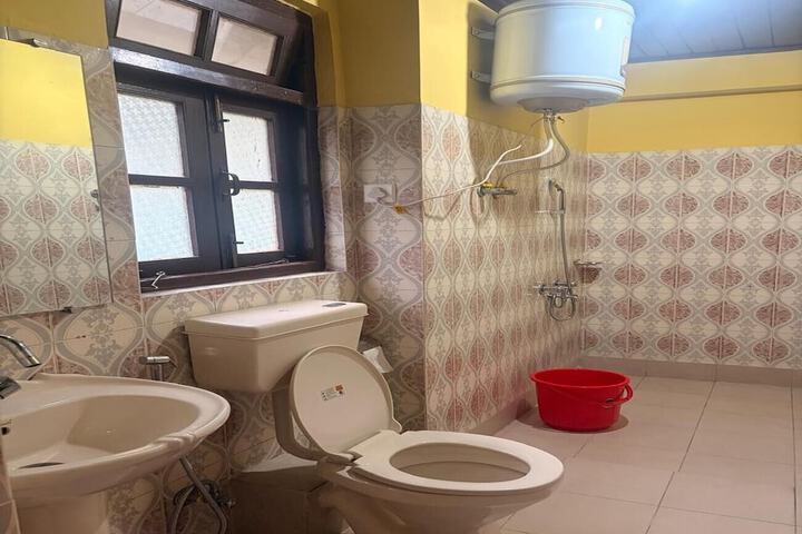 Room 14 of 22