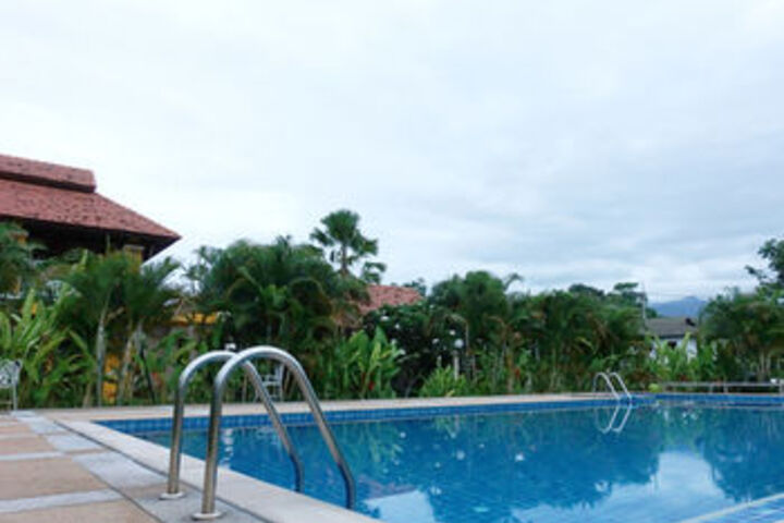 Pool 83 of 136