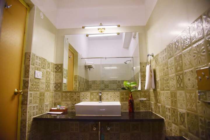 Room 29 of 43