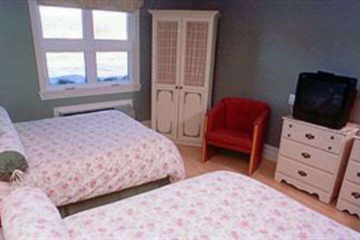 Room 11 of 35