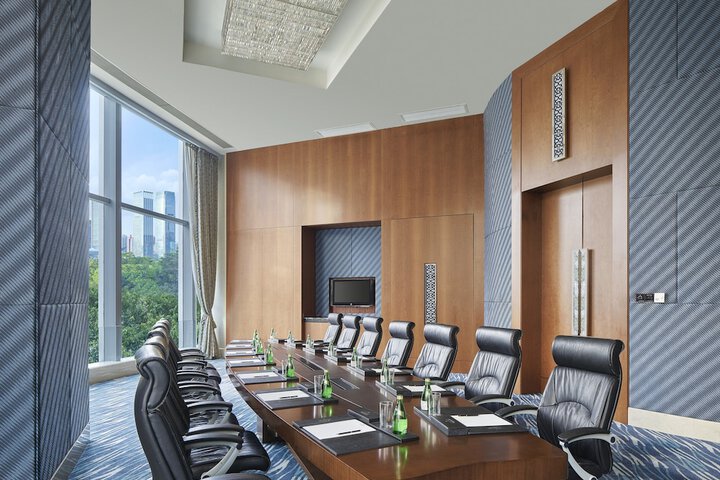 Ballroom/Hall 116 of 148