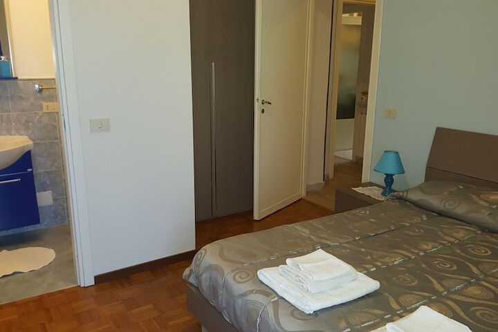 Room 42 of 81