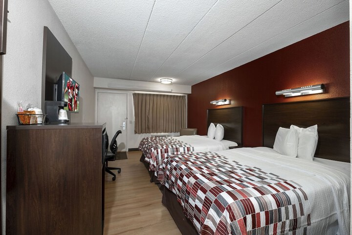 Double Accessible King Size Bed (6 of 7)
