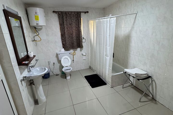 Room 54 of 84