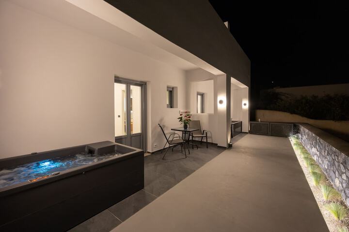 Terrace/Patio 18 of 56