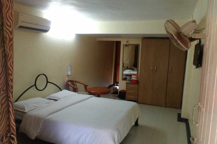 Room 36 of 57