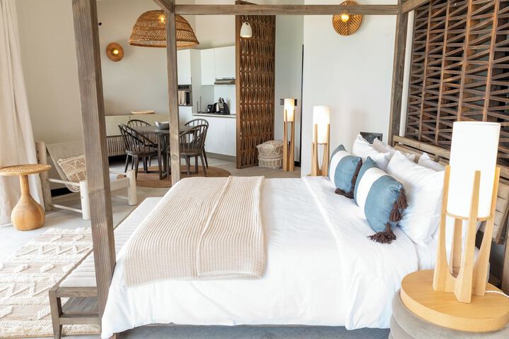 Room 42 of 239