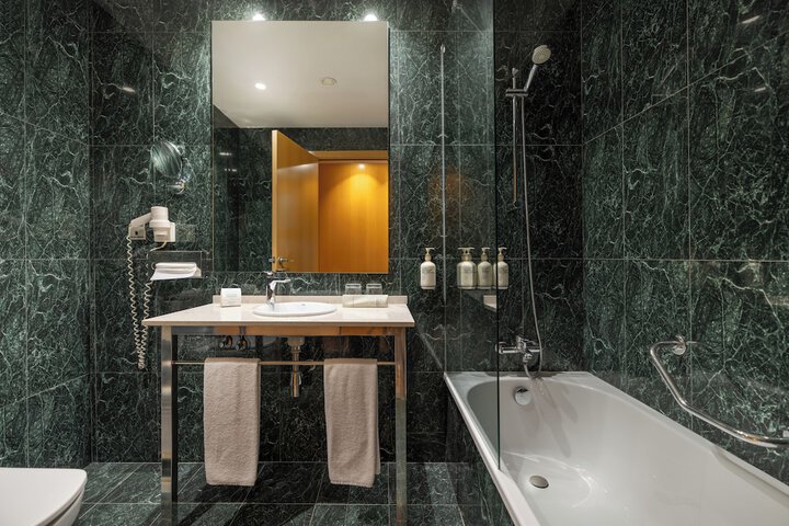 Clean Restrooms