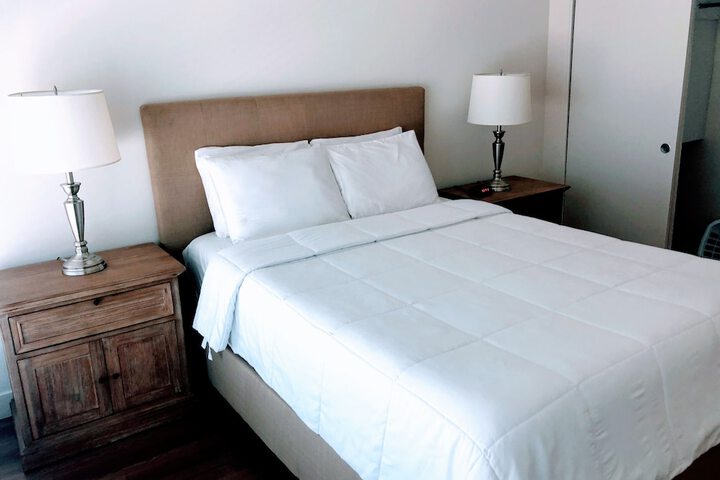 Room 10 of 61