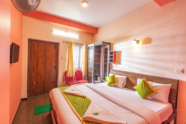 Room 4 of 55