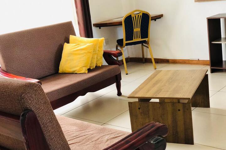 Room 16 of 28