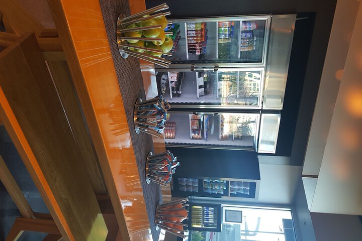 Snack bar