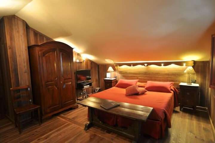 Room 7 of 55