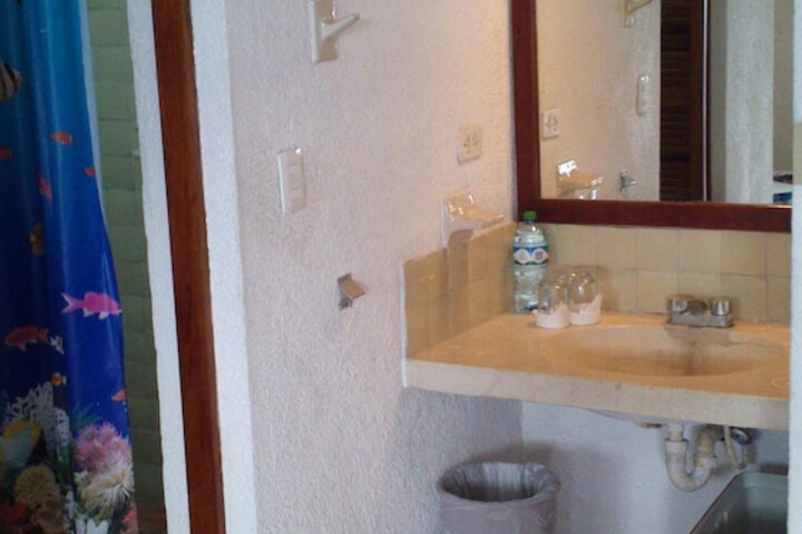 Room 35 of 64