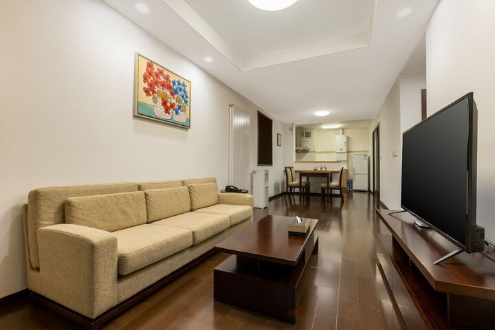 Room 4 of 34