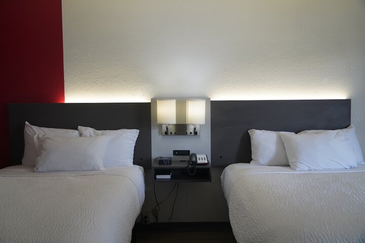 Room 19 of 41