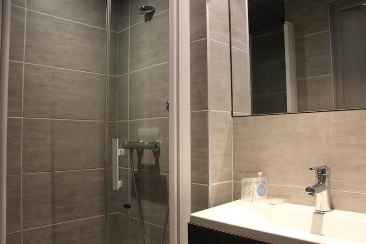 Clean Restrooms