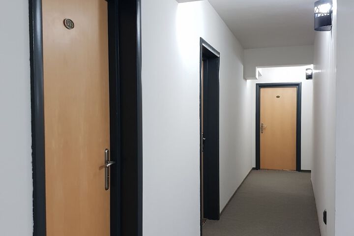 Ballroom/Hall 108 of 112