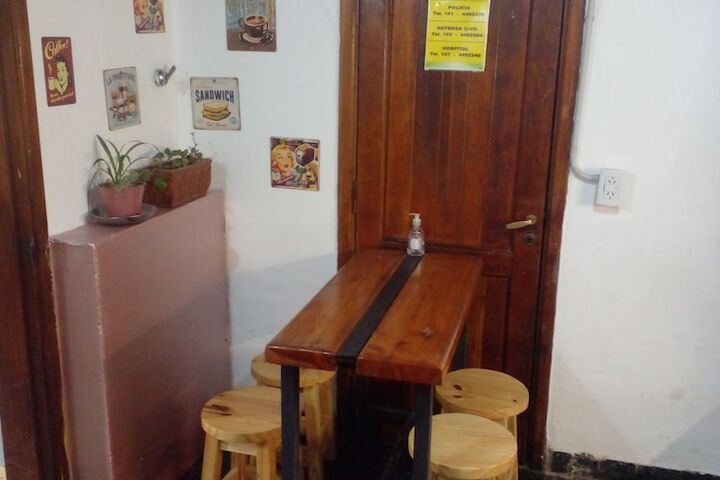 Room 7 of 9