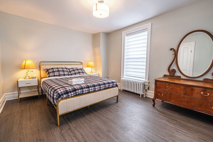 Room 6 of 29