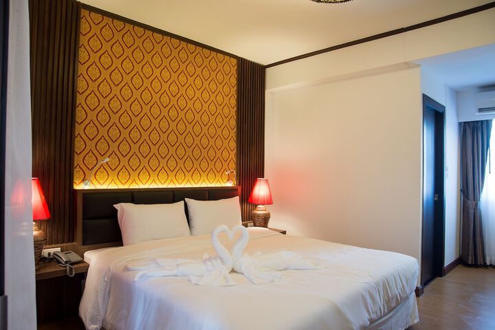 Room 6 of 39
