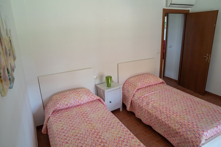 Room 20 of 87