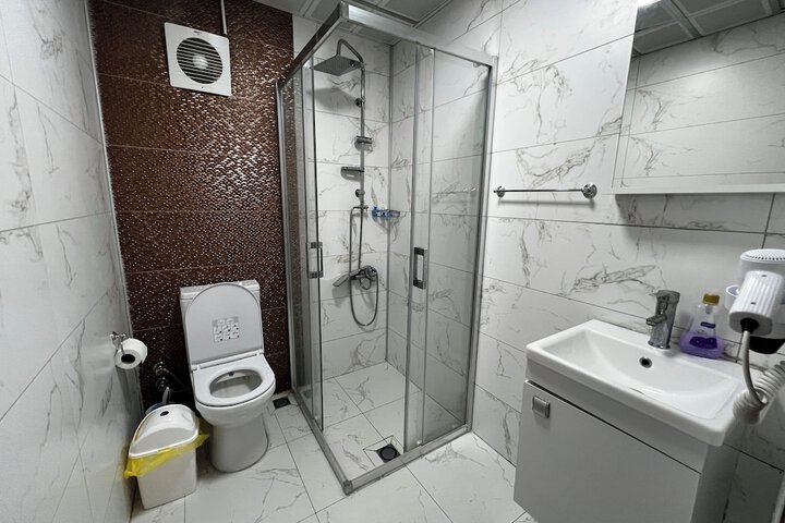 Room 43 of 58