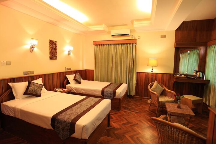 Room 8 of 20