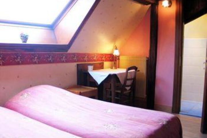 Room 11 of 26