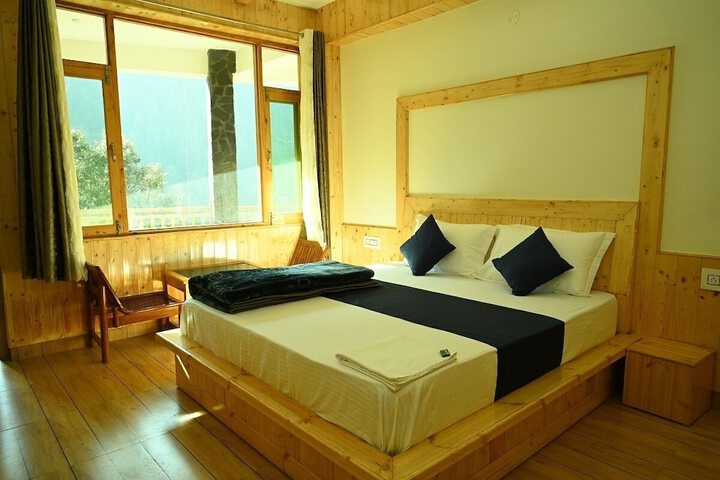 Room 15 of 23