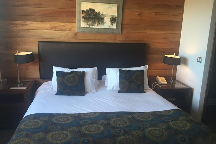 Room 12 of 42