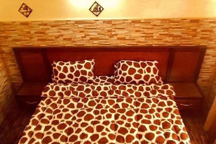 Room 13 of 50