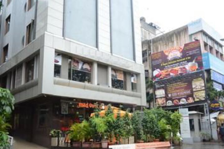 OYO Premium Bal Gandharva JM Road