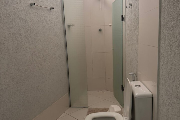 Room 5 of 7