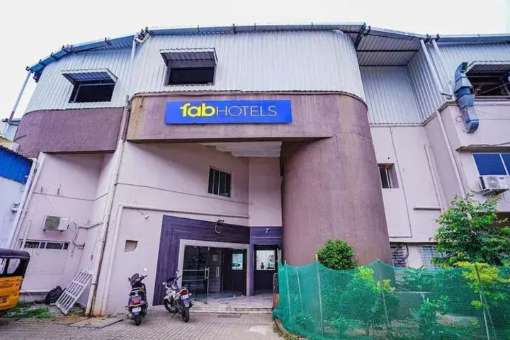 Fabexpress Yash Comfort Inn