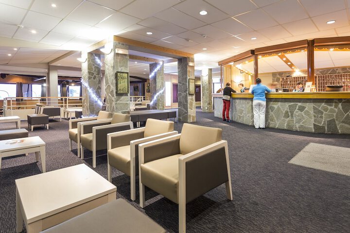 Hotel Lobby