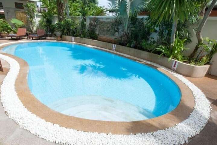 Pool Hotel