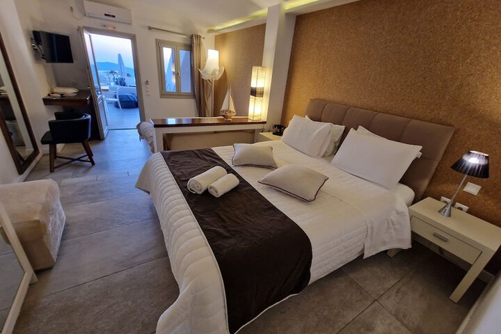 Room 10 of 118