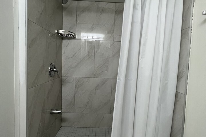 Room 51 of 81
