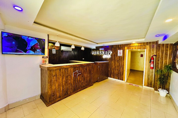 Hotel Interior 4 of 51