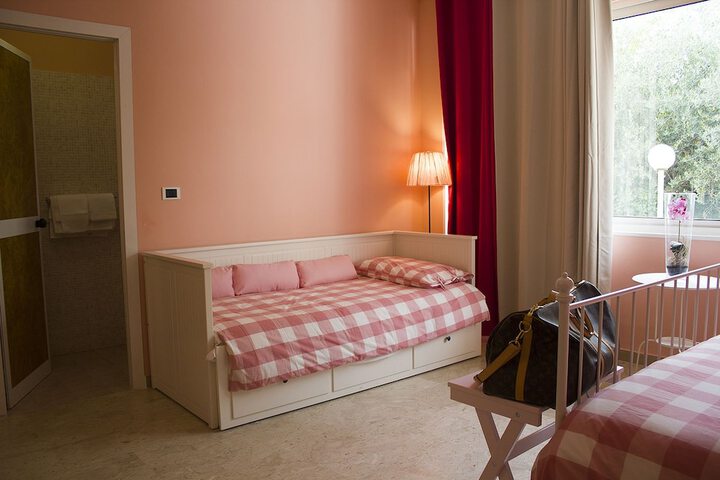 Room 17 of 81