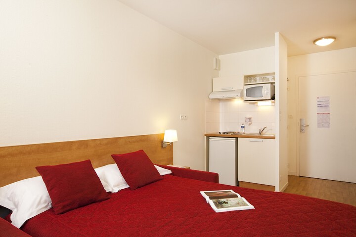 Room 10 of 23