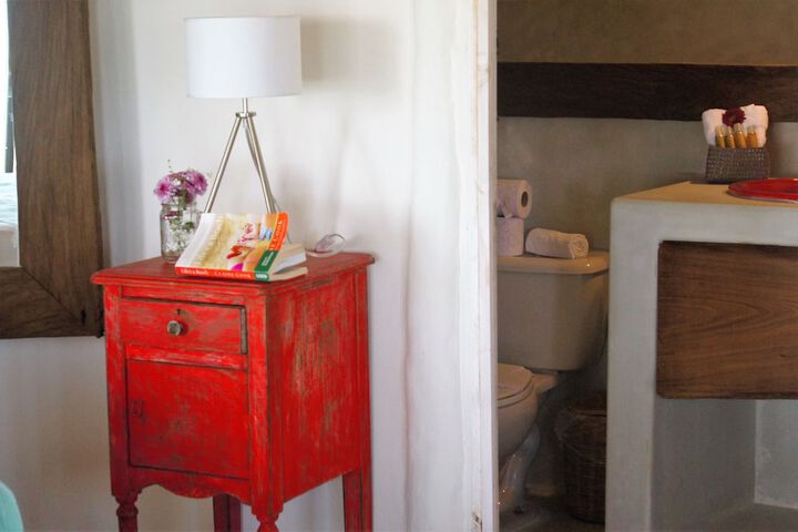 Room 35 of 234