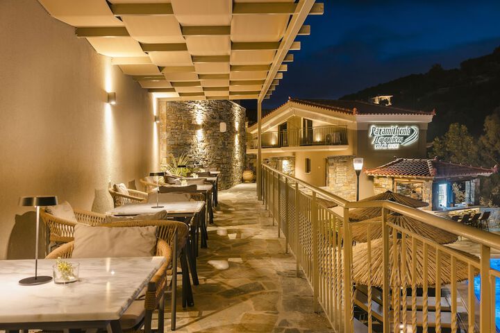 Hotel Exterior 167 of 197